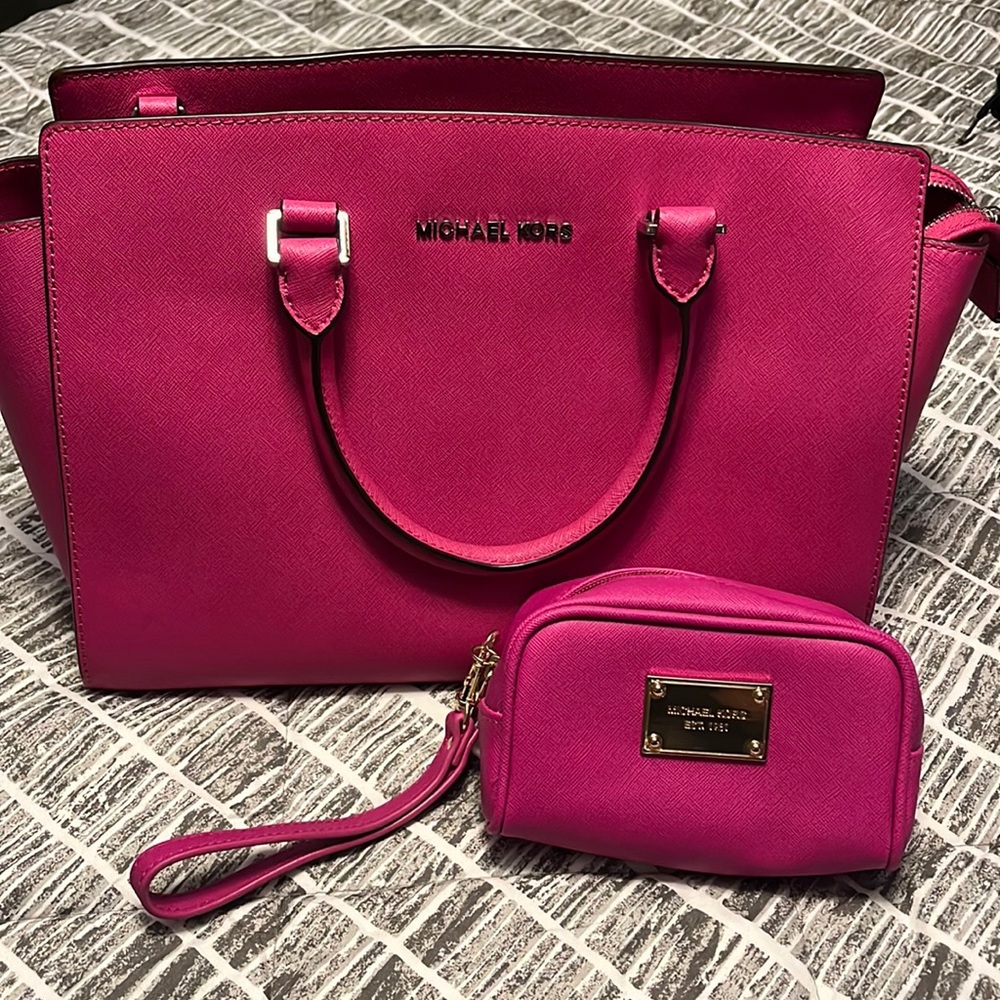 Dark pink/raspberry Michael Kors Bag